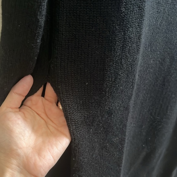 Toteme//Merino slit knit - Picture 7 of 11